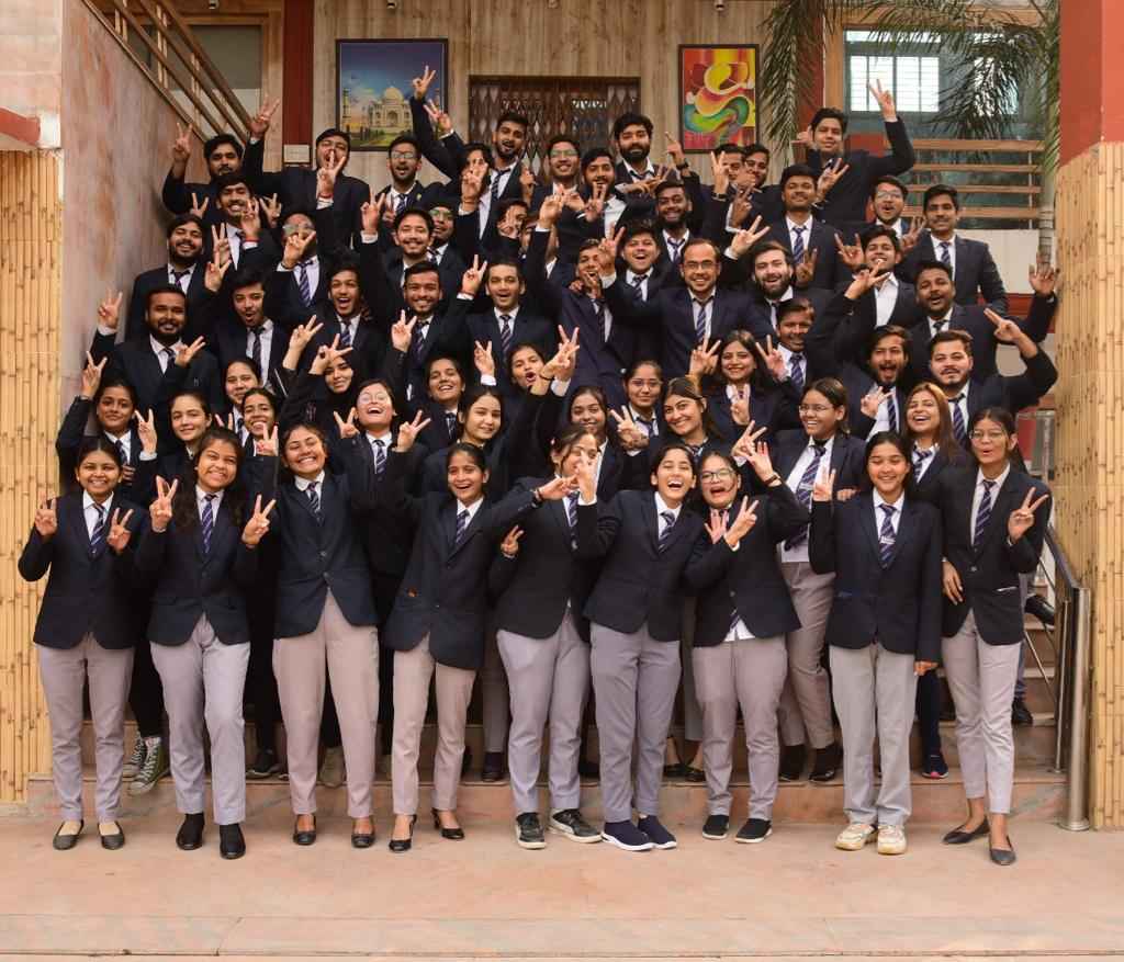 Lucknow University Moot Court Association - LUMA 2019-20 8th Edition of  Inter-Semester Moot Court Competition. This formidable team made conducting  the event of such a magnanimous scale a very easy and a